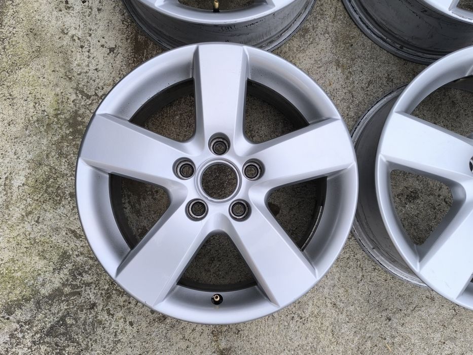 16 цола джанти от Volkswagen Caddy Golf