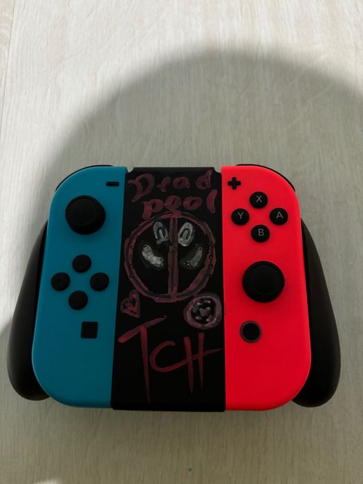 Nintendo Switch + 2 игри , + ПОДАРЪК, като НОВО!!!