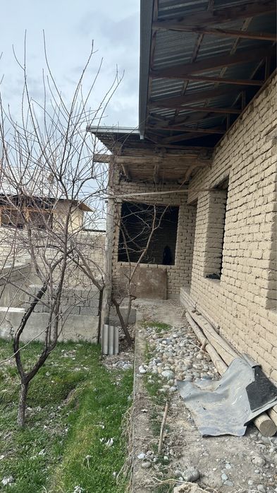 Участка Мустакиллик махалласида( тошкент магазинидан кирилад)