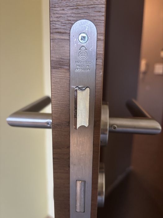 Висок клас интериорни врати с естествен фурнир- 6бр.