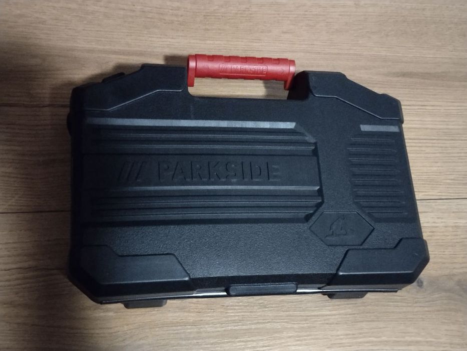 Пистолет за лепило, нов