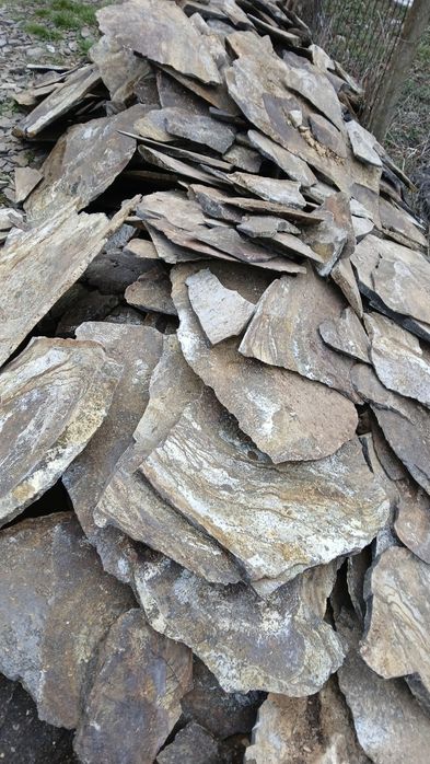 vând piatră decorativă