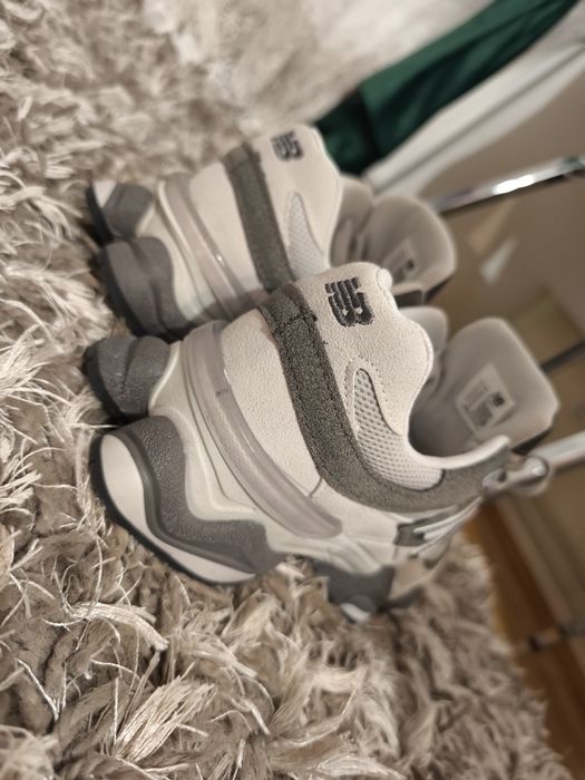 Adidași New Balance