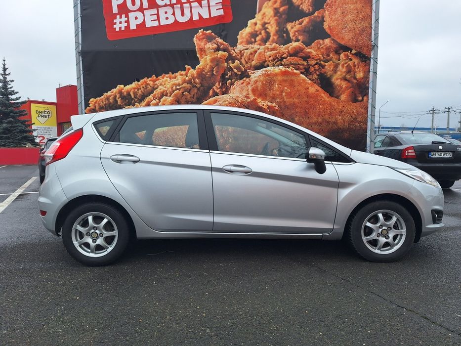 Vand Ford Fiesta an2016 1.5 Diesel euro6
Model Titanium
1.5 Diesel  eu