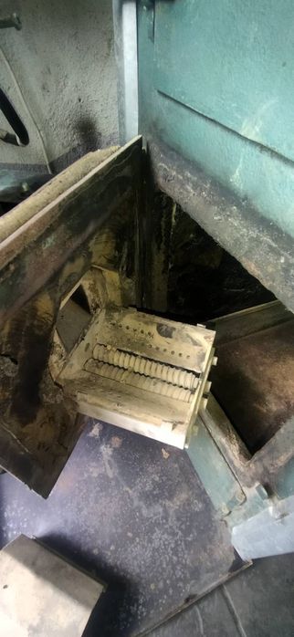 Продавам котел на пелети