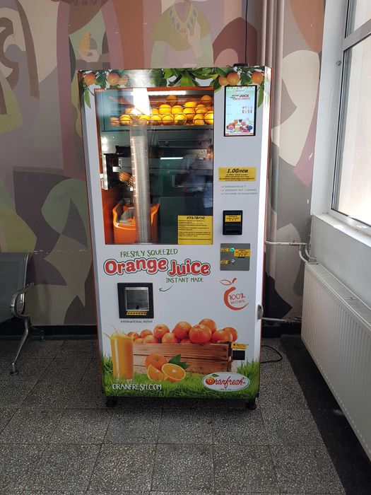 ПРОДАВАМ Вендинг фреш машини марка“ORANFRESH”модел „OR 130“