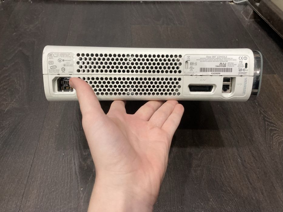 Xbox 360 без контролер
