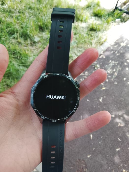 Смарт часы Huawey