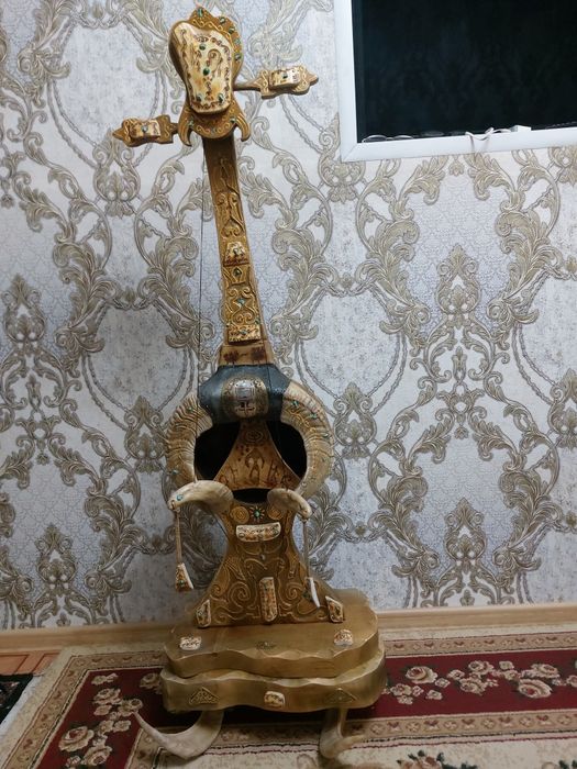 Кобыз декоративный для интерьера