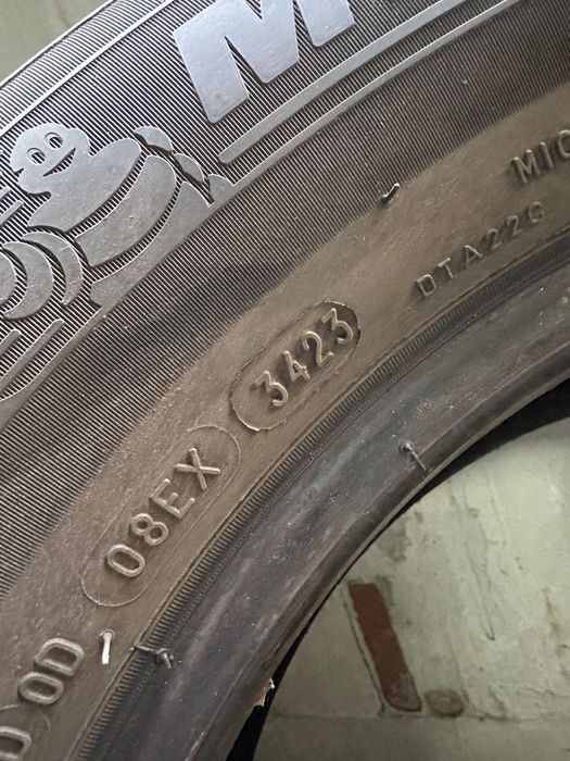 Michelin - Iarna - 215 / 65 / R16 - Stare f buna - Total Performance