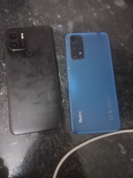 Продам не рабочие телефоны