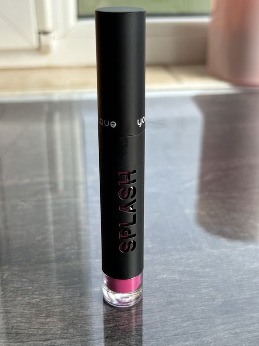 Ruj lichid Splash- Younique roz