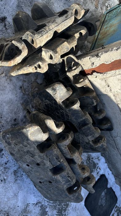 Продаю запчасти для экскаватора ЭКГ-5