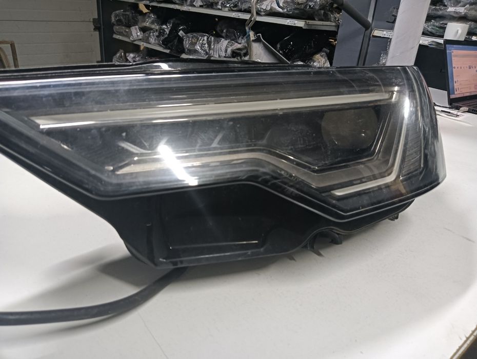 Far Stanga Fata Audi A6 C8, 4A2 2018 - > 2.0 40 Tdi Mild Hybrid Dfba 4