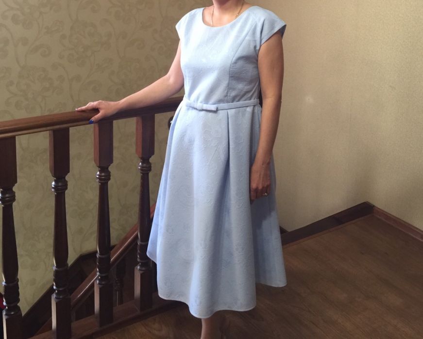 Продам платье