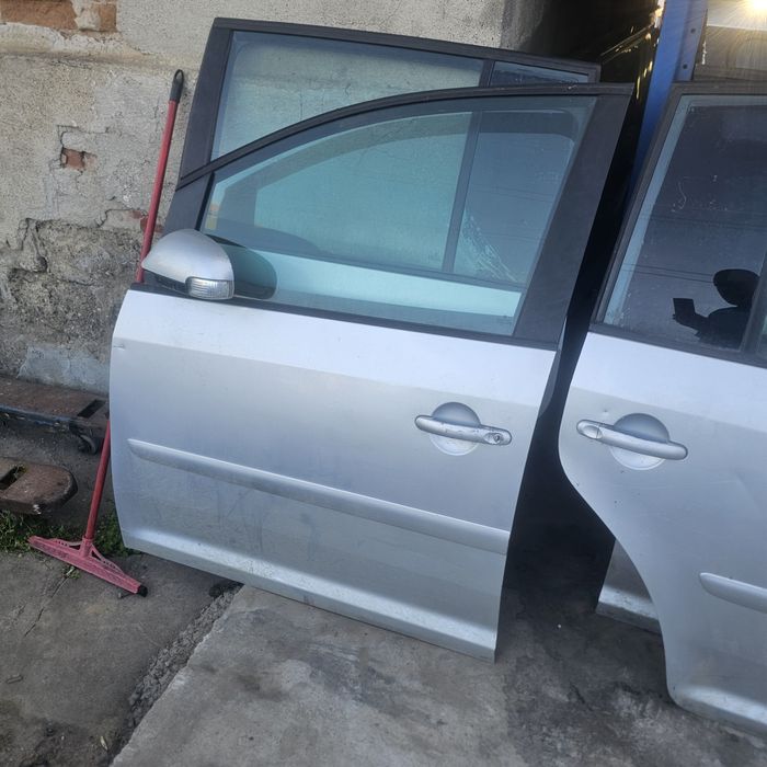 Врати за Volkswagen Touran