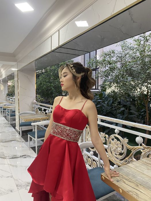 Продам красивое выпускное платье