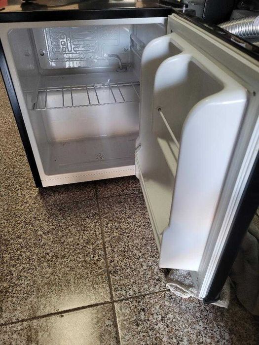 VAND    Klarstein Scooby HEA9 Frigider 40l