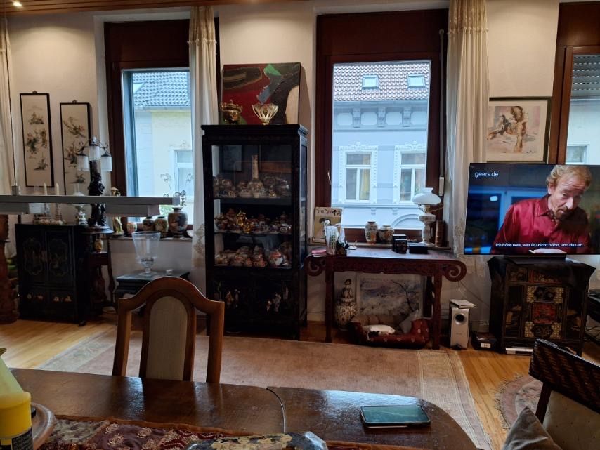 СПЕШНО Сграда Германия Крефелд 5 апартамнета 350 кв само за 360000 евр