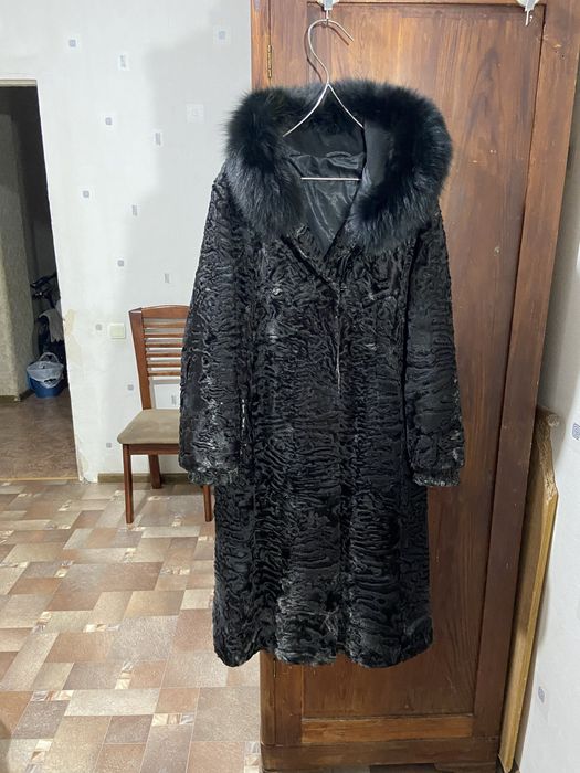 Продаю шубки на девушек и женщин