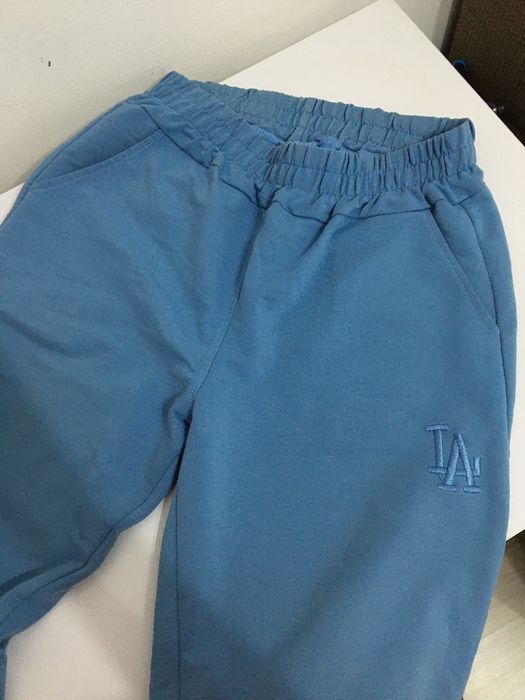 продам женские спортивные штаны