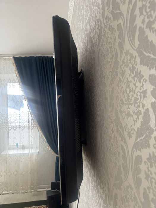 Продам телевизор hisense