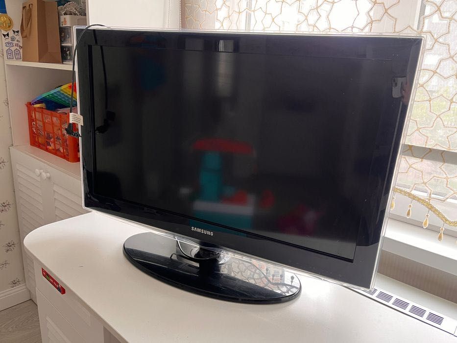 Телевизор Samsung