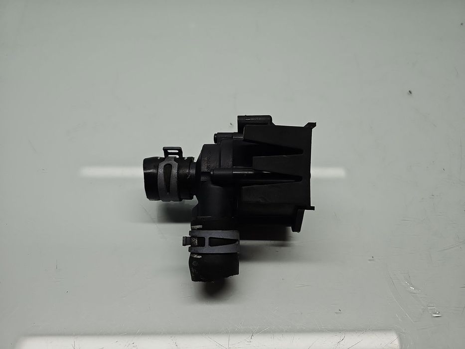 Pompa recirculare apa  AUDI A6 (4G5, C7) [Fabr 2011-2017] 8K0819147A 2