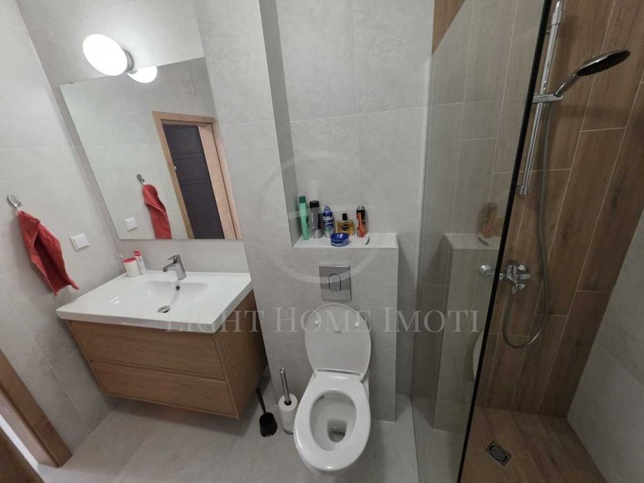 Продава се Тристаен апартамент в Пловдив, Христо Смирненски - 100 кв.м за 2270 €/кв.м - Снимка #12