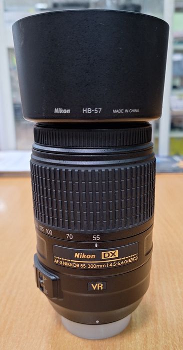 Nikon D3200 kit 18-140mm VR(24.1пикс, состояние нового, комплект,)