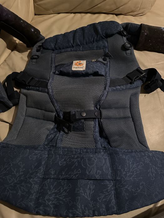 Vand Marsupiu Ergobaby Adapt Cool Air Blue Blooms Albastru