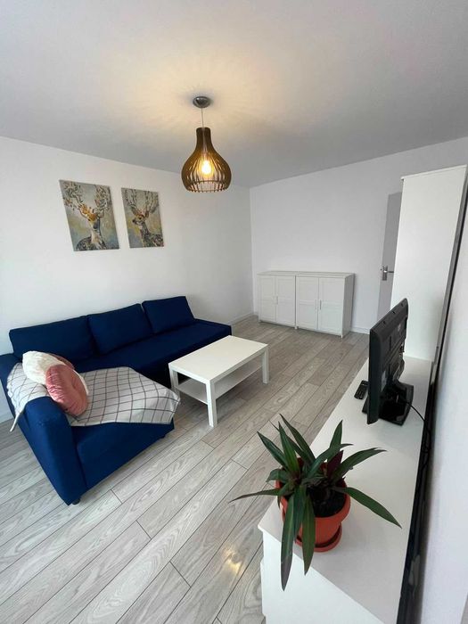 3 camere spaţios complet utilat