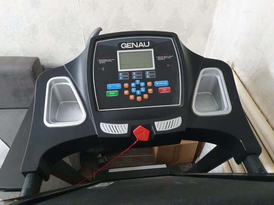 Беговой дорожка GENAU TR50 .