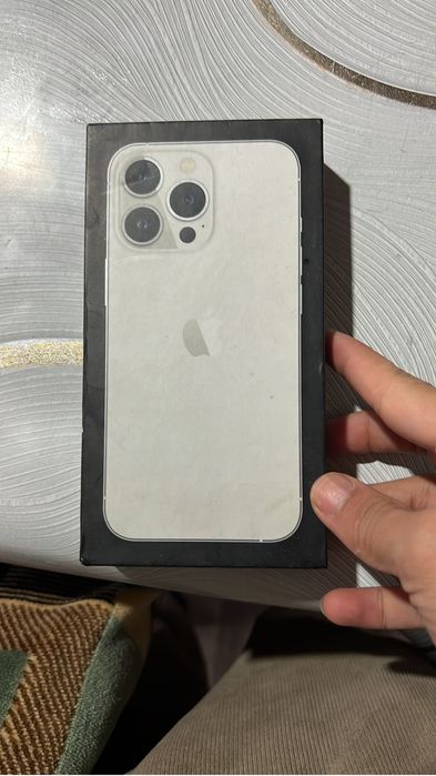 Айфон 13про…………..