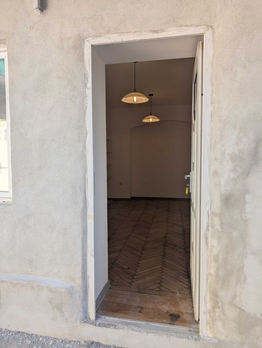 Ultracentral - spatiu de birou la parter cu acces facil din strada