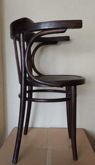 Scaune Thonet Mundus Borlova