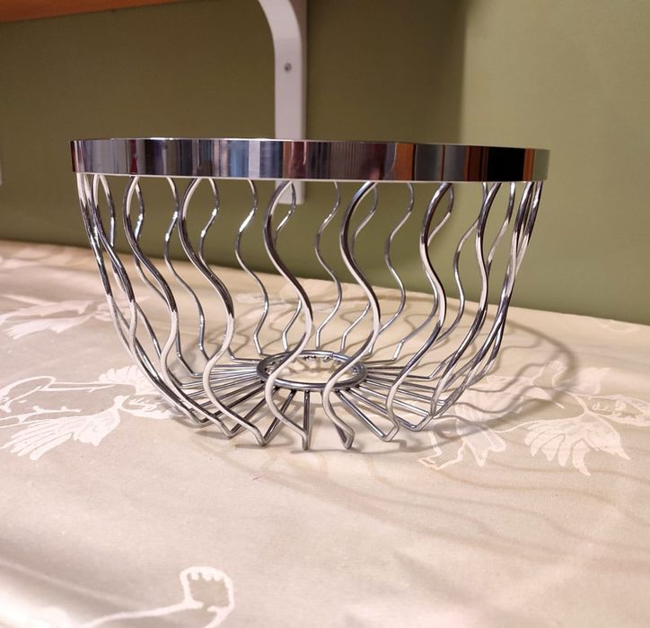 Фруктовница металлическая