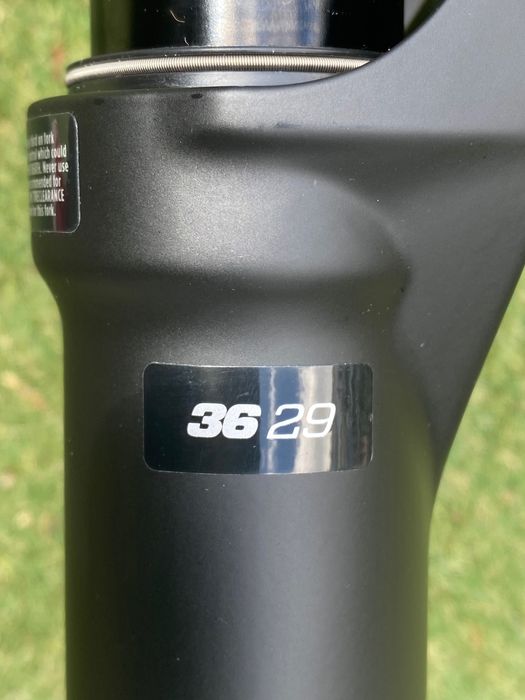 вилка Fox 36 AWL HD Sport 29 150mm Boost 15x 110 2025