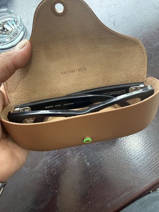 Ray ban achki sotiladi