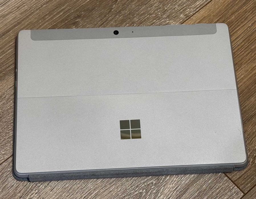 Microsoft Surface Go 2 m3-8100Y/8RAM/128SSD/Intel HD/Full HD+ Touch
