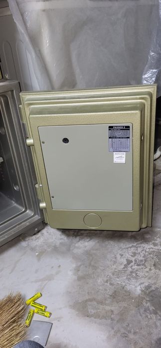 Сейф Topaz продам