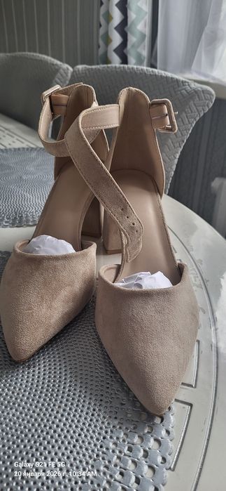 Туфли новые размер 42