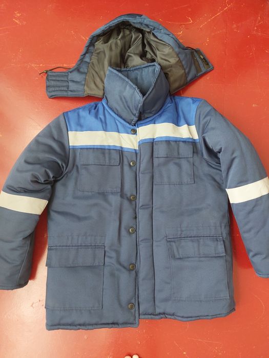 Продам спец одежду новую