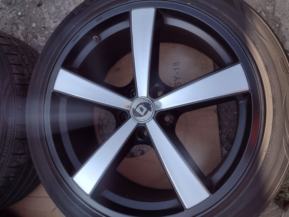 Перфектни Diewe 19-5x114.3 ET35 8.5j Mazda 6