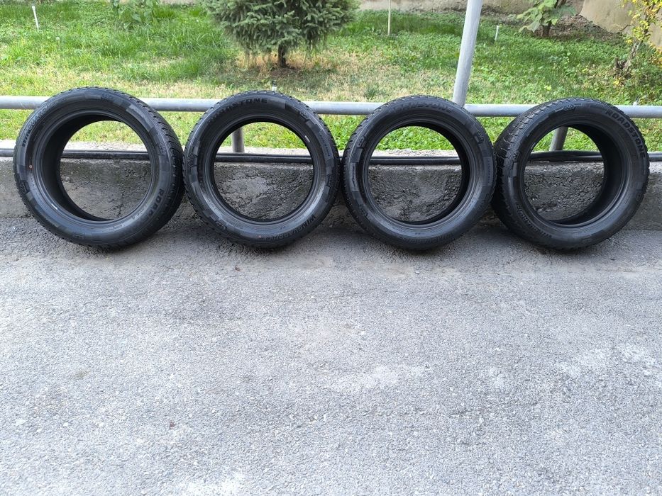 Шины зимние 235/55/R18