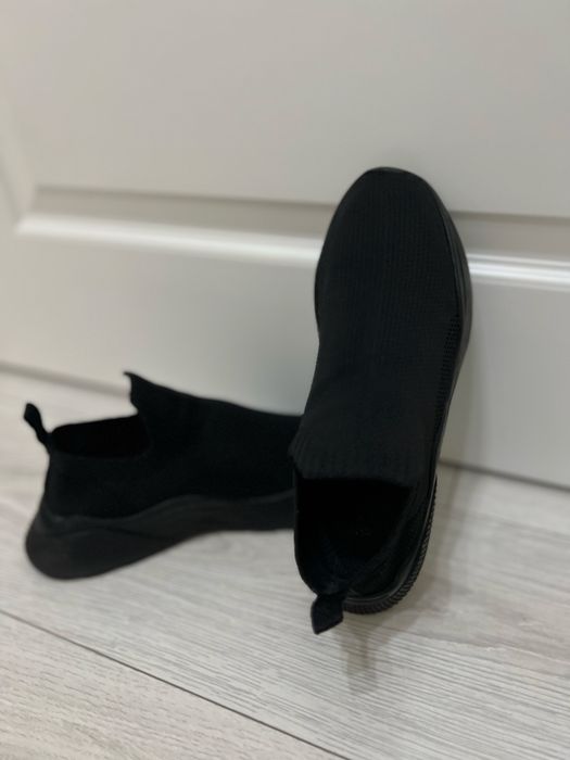 Кроссовки от h&m