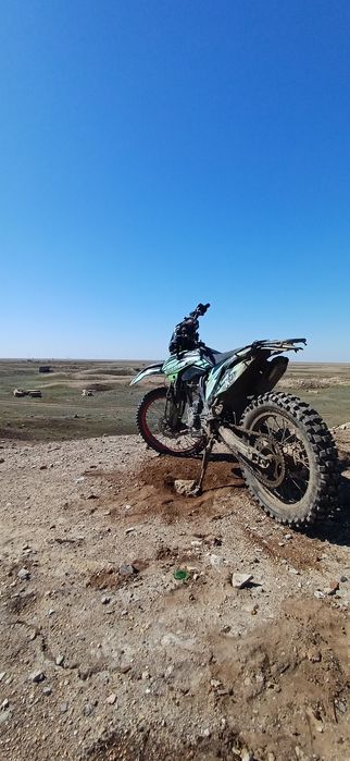 Продам мотоцикл Zuumav k5