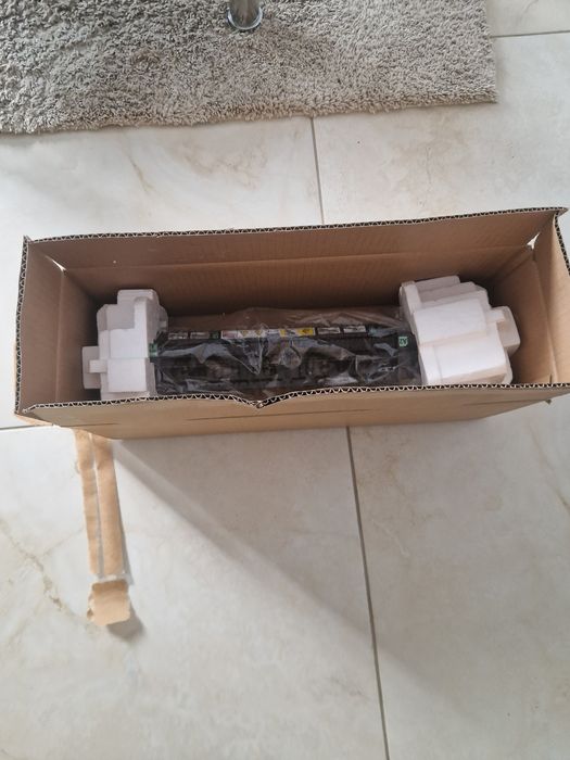 Vând carțus xerox nou!