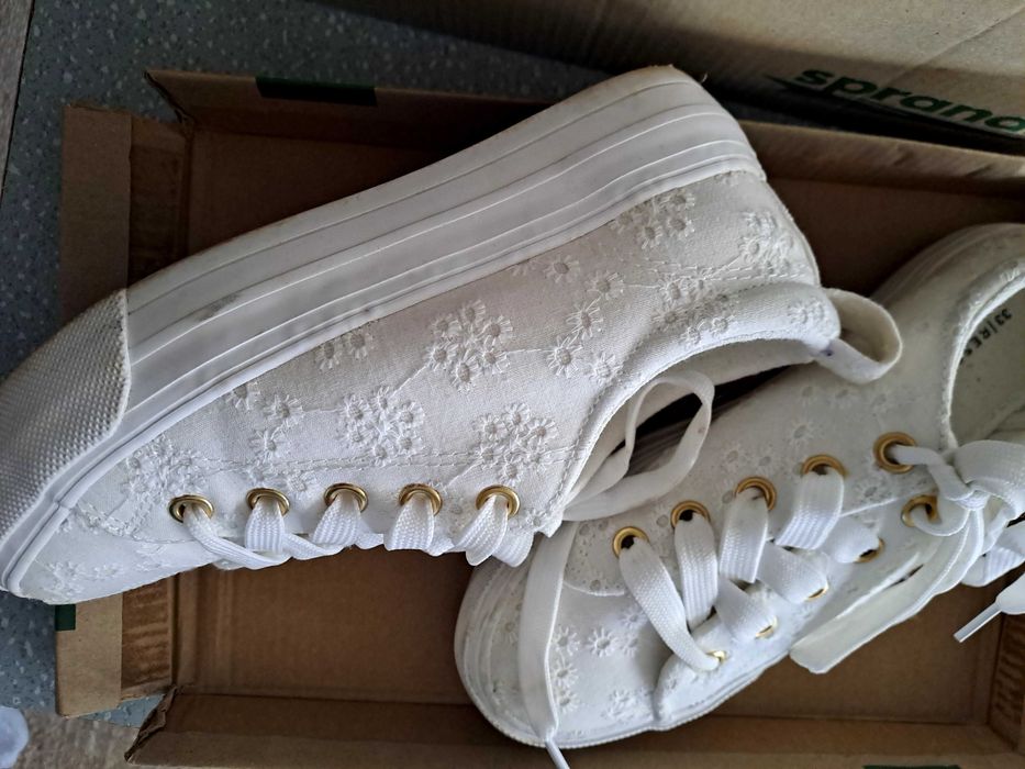 Детски обувки 33 номер