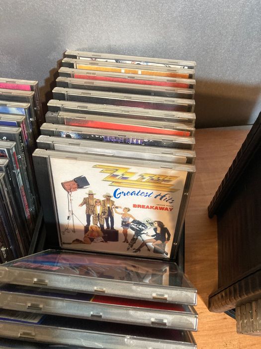 Колекция оригинални 87-броя  CD rock pop metal rap disco modern